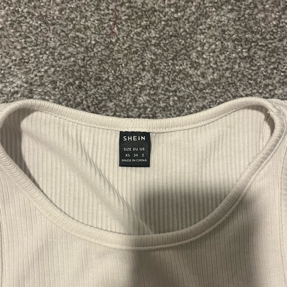 Tank Top Bundle - Picture 2 of 7